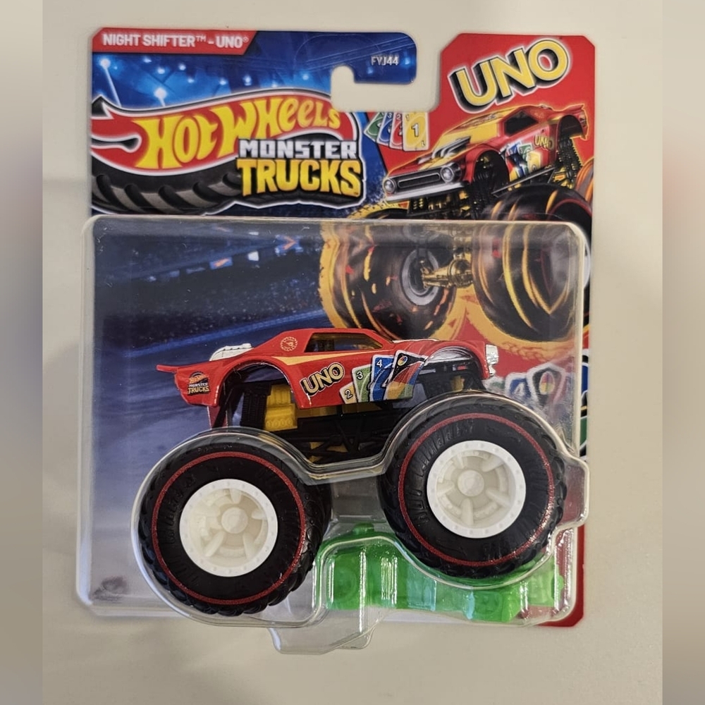 HOT WHEELS MONSTER TRUCK TH NIGHT SHIFTER UNO
